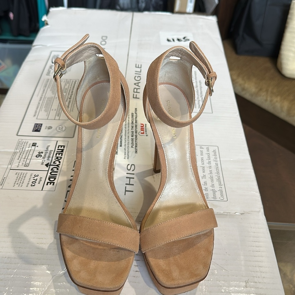 Stuart Weitzman blush suede platform size 7 worn once - Picture 3 of 15